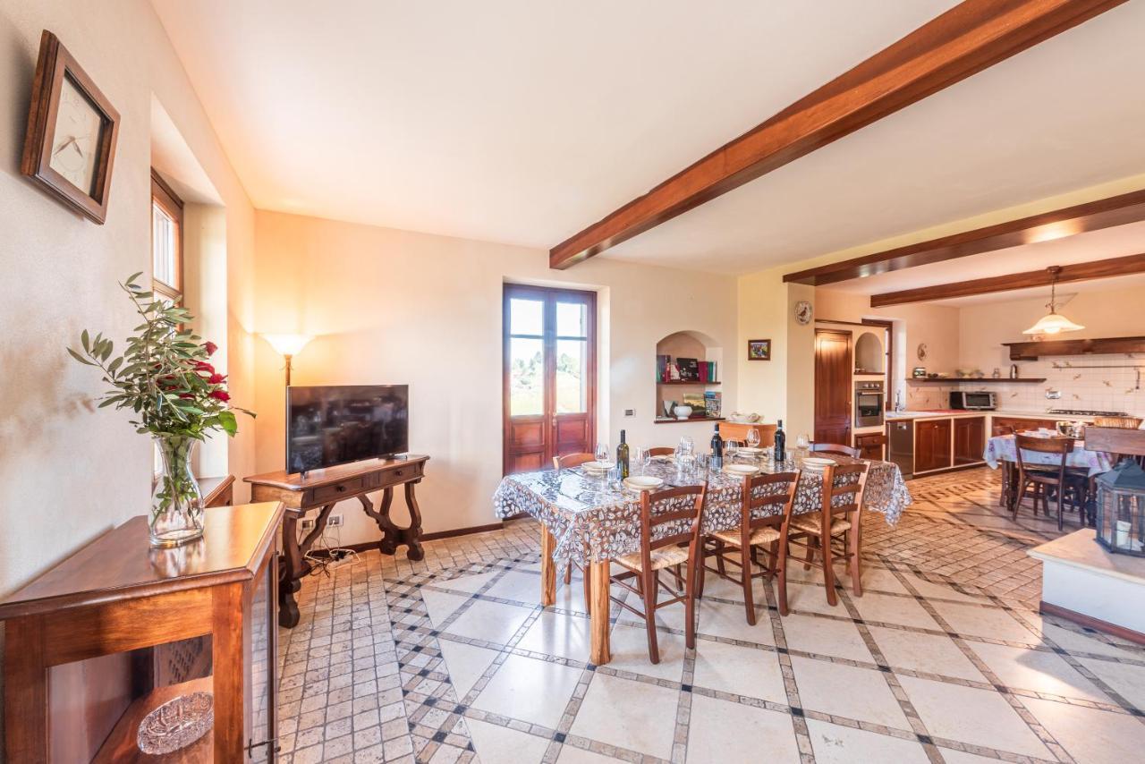 Villa Bricco Paglieri, Entire Villa Альба Экстерьер фото