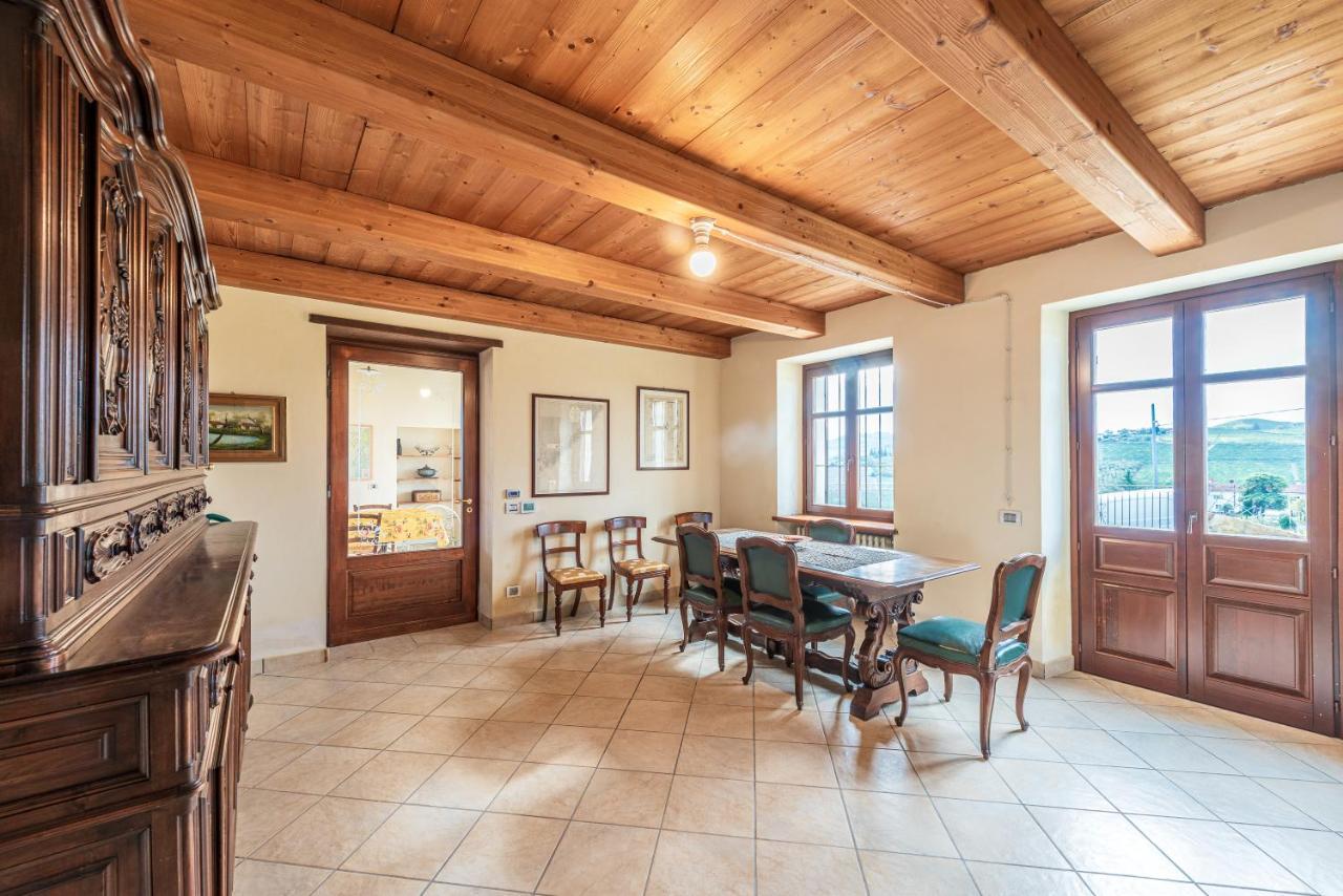 Villa Bricco Paglieri, Entire Villa Альба Экстерьер фото